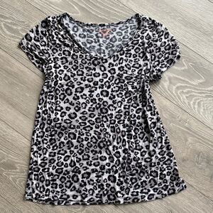 Buttery Soft Leopard Animal Print Tee Tshirt